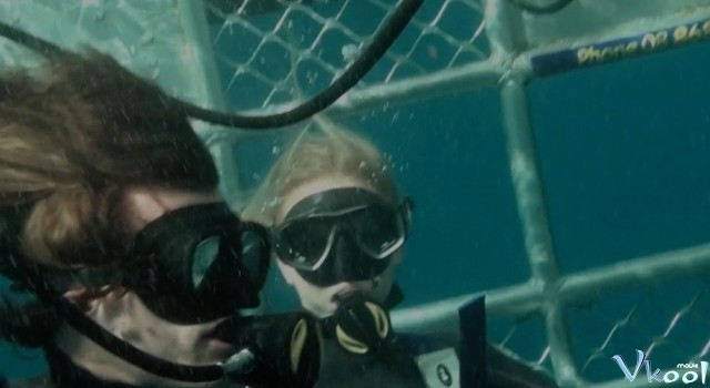 Xem Phim Mồi Cá Mập - Open Water 3: Cage Dive - Vkool.Net - Ảnh 4