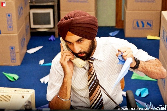 Xem Phim Tấm Vé Tốc Hành: Người Bán Hàng Của Năm - Rocket Singh: Salesman Of The Year - Vkool.Net - Ảnh 2