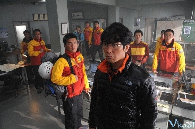 Xem Phim Đội Cứu Hộ - Peak: The Rescuers, Gaku: Minna No Yama - Vkool.Net - Ảnh 5